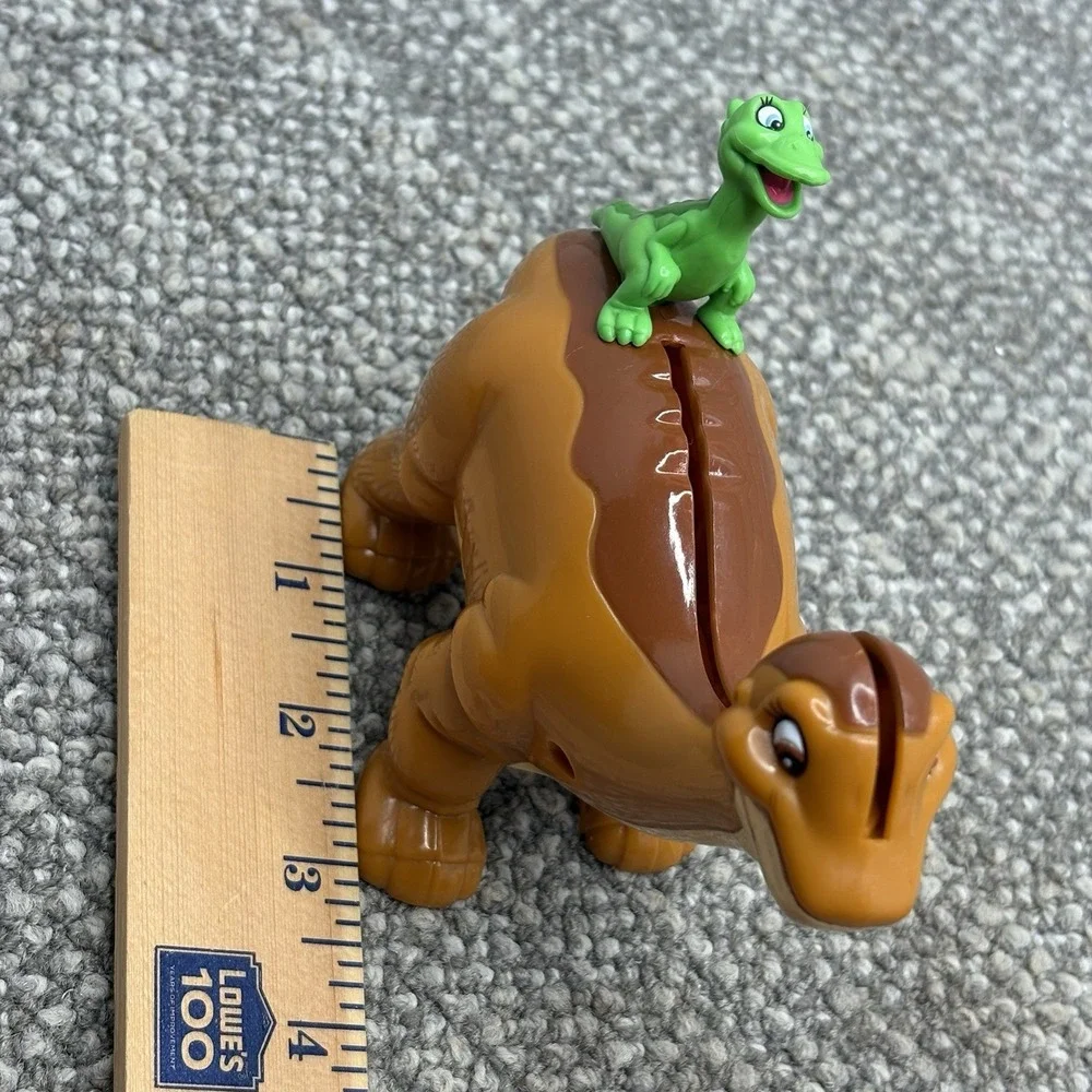 Universal Studios Land Before Time LittleFoot Ducky Piggy Coin‎ Bank Toy VTG